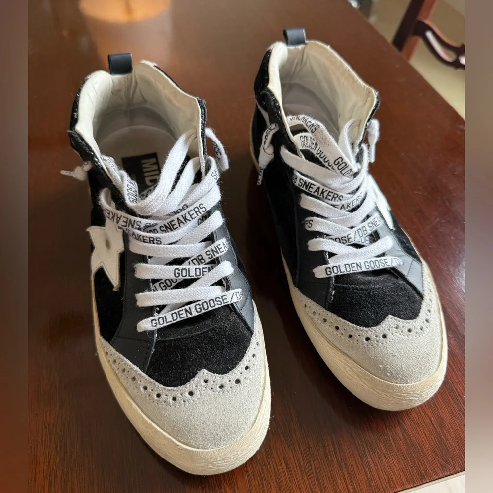 Golden Goose Women’s mid star sneakers - Picture 2 of 5